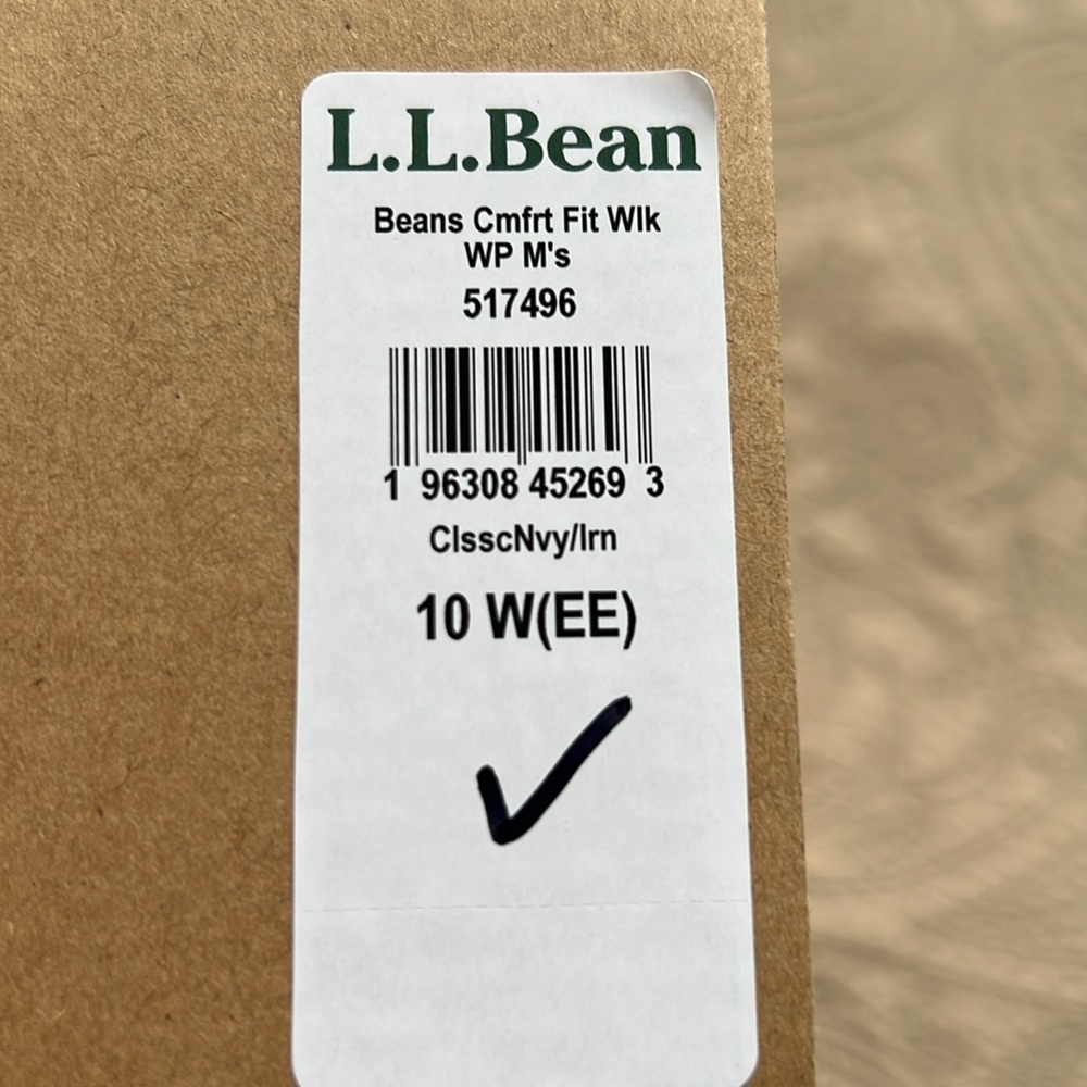 Men’s New L.L. Bean Comfort Fit Walkers - Picture 10 of 10